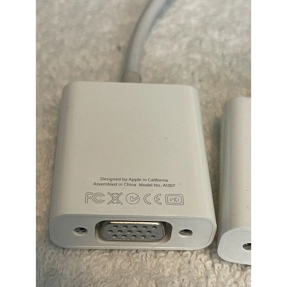 LOT of 2 Genuine OEM Apple A1307 Mini DisplayPort to VGA DVI Adapters *